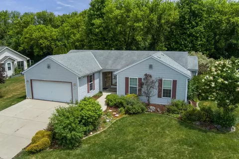 113 Mark Dr, Johnson Creek, WI 53038