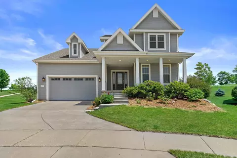 17 Rustling Birch Ct, Verona, WI 53593