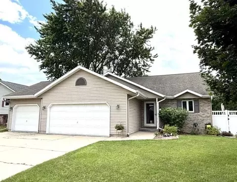 3210 Thornton Dr, Janesville, WI 53548