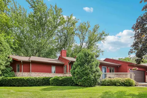 501 Allen St, Cambridge, WI 53523