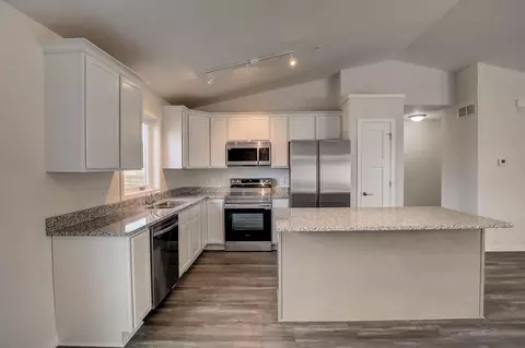 45 Rock River Dr, Edgerton, WI 53589