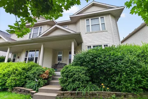1462 Wild Iris St, Sun Prairie, WI 53590