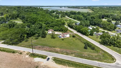 View/Area - 2458 S Madison Rd, Beloit, WI 53511 photo 6 of 8