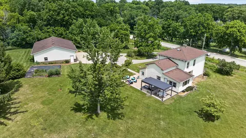 2458 S Madison Rd, Beloit, WI 53511