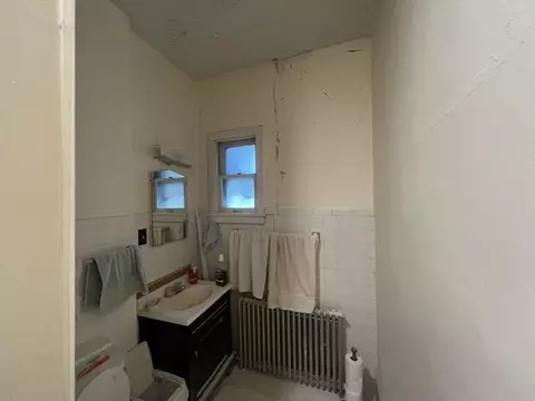 Bath - 537 S Main St, Fall River, WI 53932 photo 3 of 4