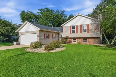 1707 Norse Pkwy, Stoughton, WI 53589
