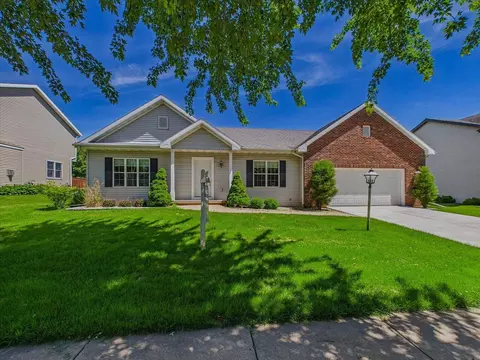 507 Galway Ter, Cottage Grove, WI 53527