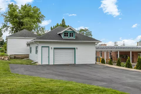 Exterior - 7 E Rollin St, Edgerton, WI 53534 photo 9 of 16