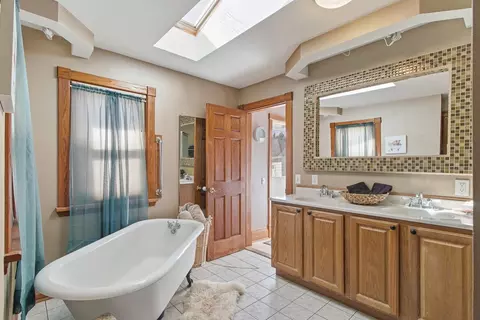 Bath - 7 E Rollin St, Edgerton, WI 53534 photo 1 of 6