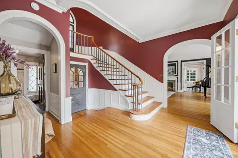 Entry Way - 1614 Emerson St, Beloit, WI 53511 photo 5 of 22