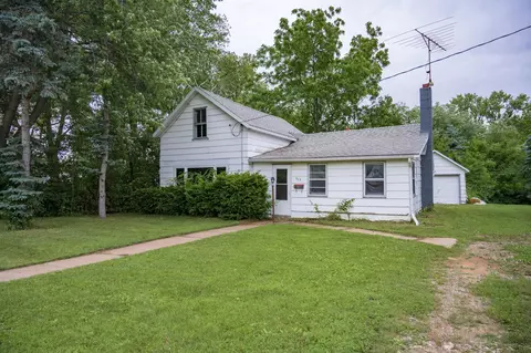 909 W State St, Mauston, WI 53948