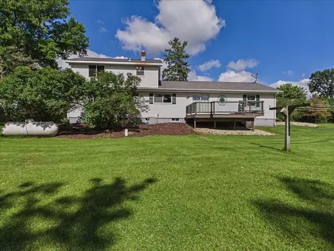4726 Baxter Rd, Cottage Grove, WI 53527
