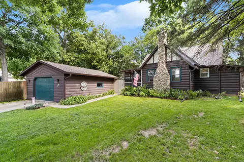 331 Koshkonong Dr, Edgerton, WI 53534