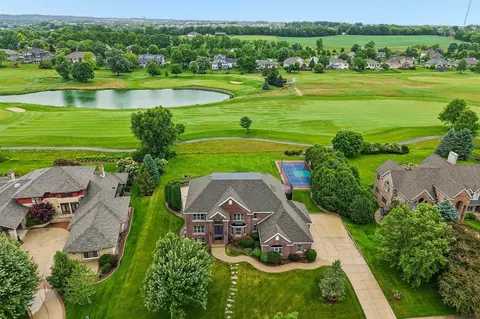 25 Turnwood Cir, Verona, WI 53593