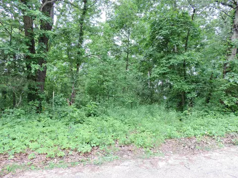 17840 Circle Dr, Boscobel, WI 53805
