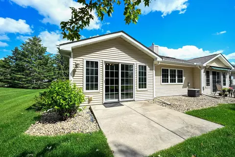 669 Springbrook Cir, Deforest, WI 53532 photo 49