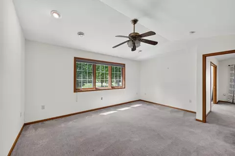669 Springbrook Cir, Deforest, WI 53532 photo 31