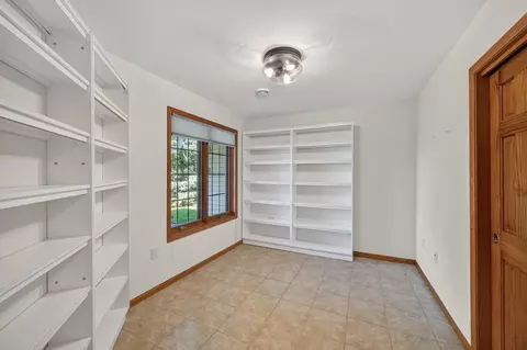 669 Springbrook Cir, Deforest, WI 53532 photo 38