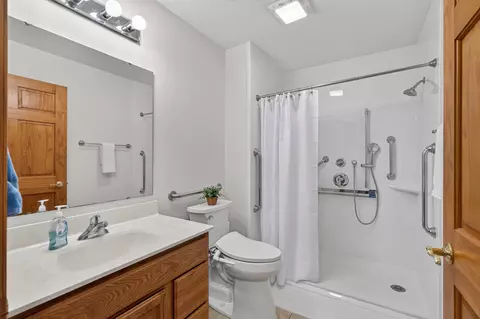 669 Springbrook Cir, Deforest, WI 53532 photo 40