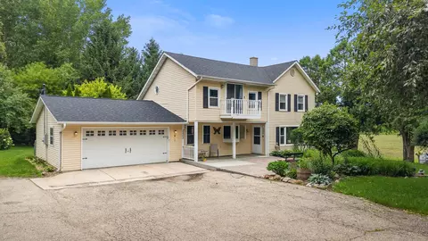 2803 N County Road M, Verona, WI 53593