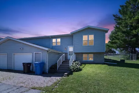 2267 Manley Dr, Sun Prairie, WI 53590