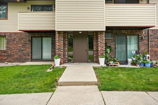 841 N Gammon Roa #D, Madison, WI 53717