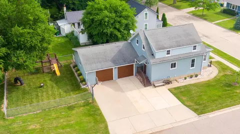 621 Dallas St, Sauk City, WI 53583
