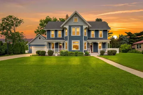 102 N Jefferson St, Verona, WI 53593