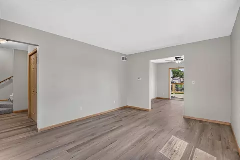 Living - 215 Roosevelt Ave, Beloit, WI 53511 photo 2 of 3