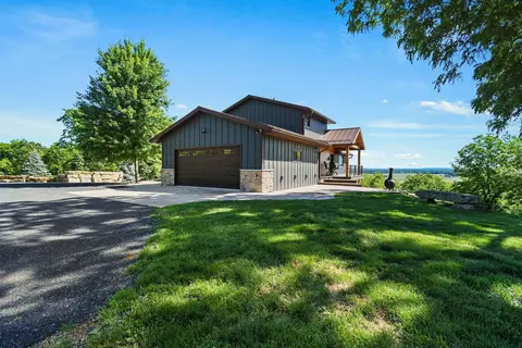 7040 Loy Rd, Arena, WI 53503