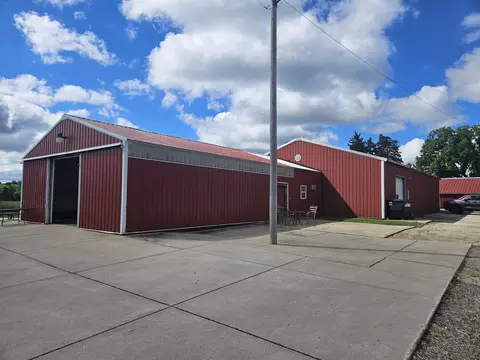 Exterior - 6904 E Buckeye Rd, Madison, WI 53718 photo 1 of 7