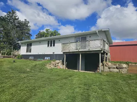 6904 E Buckeye Rd, Madison, WI 53718