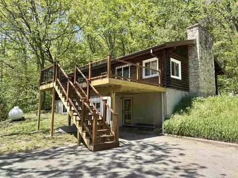 63368 County N Rd, Prairie Du Chien, WI 53821