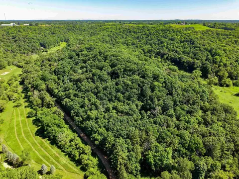 8 Acres Pleasant Valley Dr, Richland Center, WI 53581
