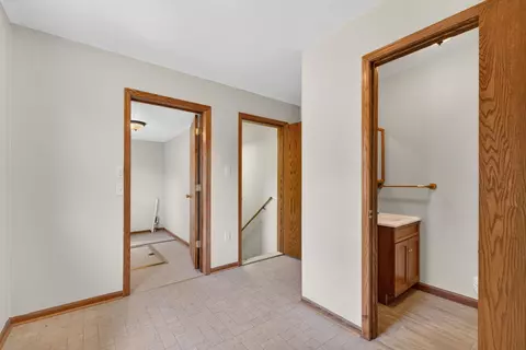 Entry Way - 972 E Philhower Rd, Beloit, WI 53511 photo 3 of 3