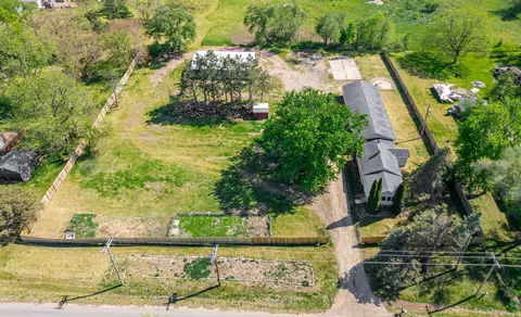 View/Area - 972 E Philhower Rd, Beloit, WI 53511 photo 1 of 4