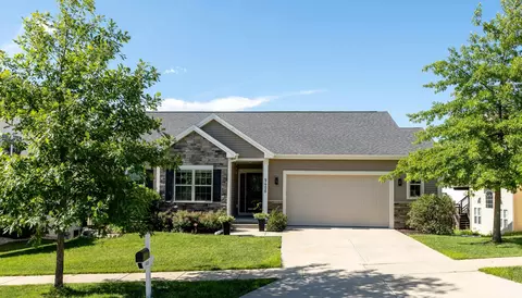 9406 Silverstone Ln, Verona, WI 53593