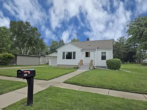 1404 Center St, Watertown, WI 53098