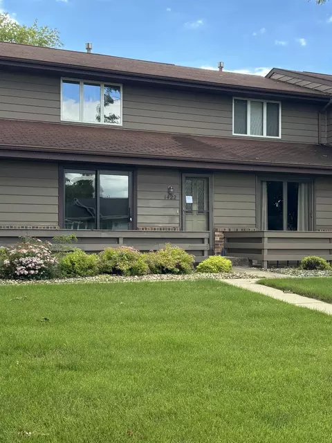 1422 Dayton Dr #3, Janesville, WI 53546
