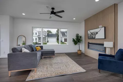 3149 Hope St, Sun Prairie, WI 53590