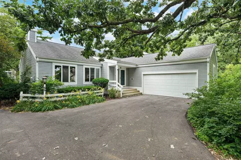 66 Oak Creek Trl, Madison, WI 53717