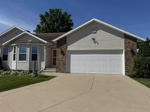 1002 N 2nd St, Monroe, WI 53566
