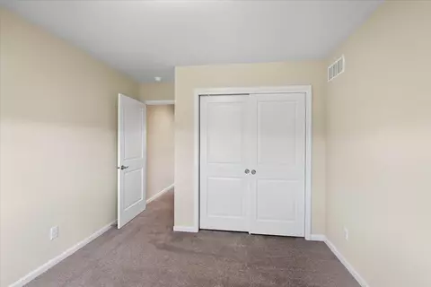 Bedroom - 4085 Bear Tree Pkwy, Deforest, WI 53532 photo 4 of 6