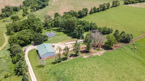 25732 Hammer Ln, Cuba City, WI 53807