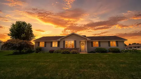 3404 Tennyson Dr, Janesville, WI 53548