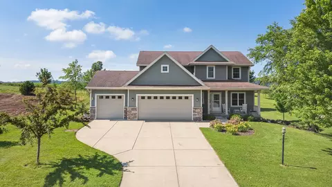 9347 Jenny Lind Ln, Sauk City, WI 53583