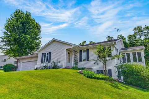 118 E Miller Rd, Rio, WI 53960