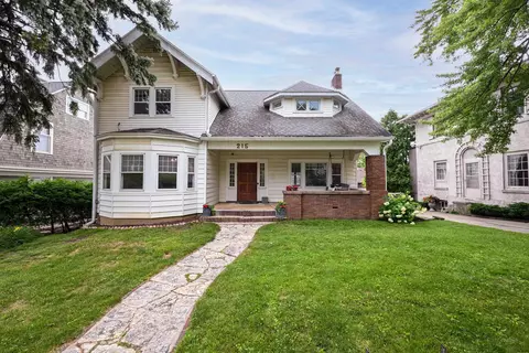 215 Lathrop St, Madison, WI 53726