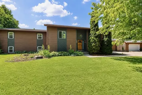 724 Crist Rd, Beloit, WI 53511