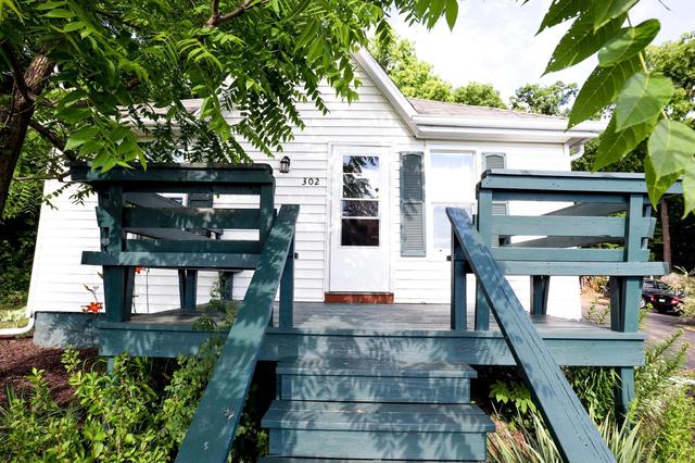 302 N Maple St, North Freedom, WI 53951